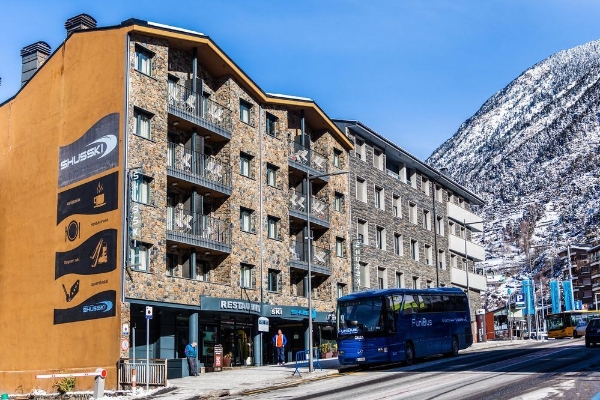 Aparthotel Shusski (Encamp)